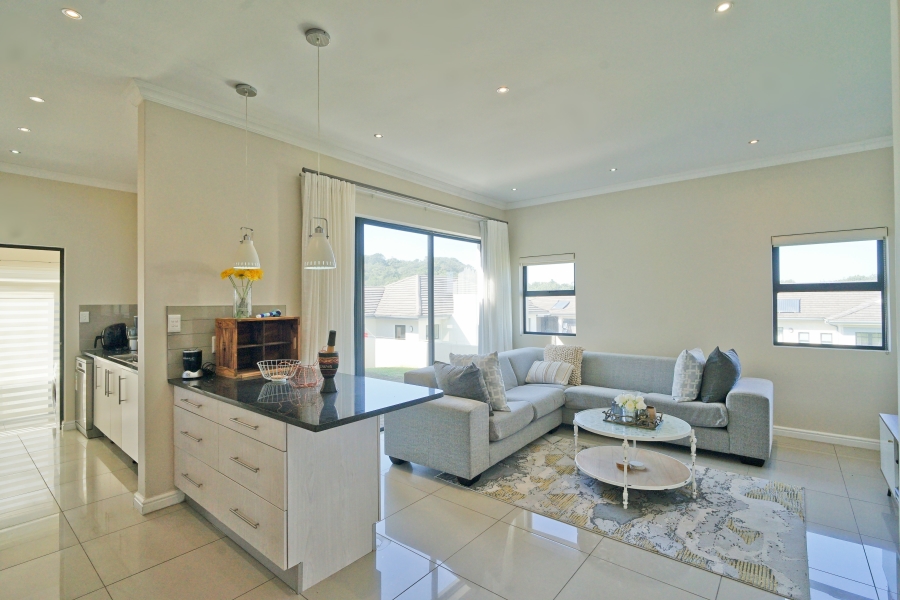 3 Bedroom Property for Sale in Winterstrand Eastern Cape